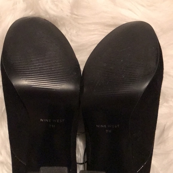 Black suede shoe bootie - Picture 7 of 7